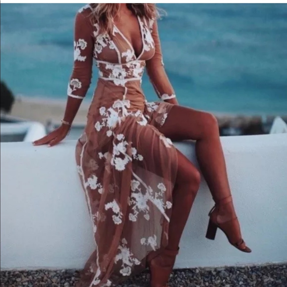 For love and Lemons elenora embroidered max dress